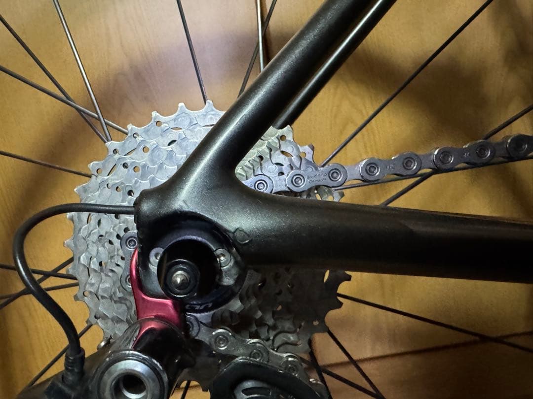 TREK EMONDA SL6 アルテグラDi2 11速　カスタム