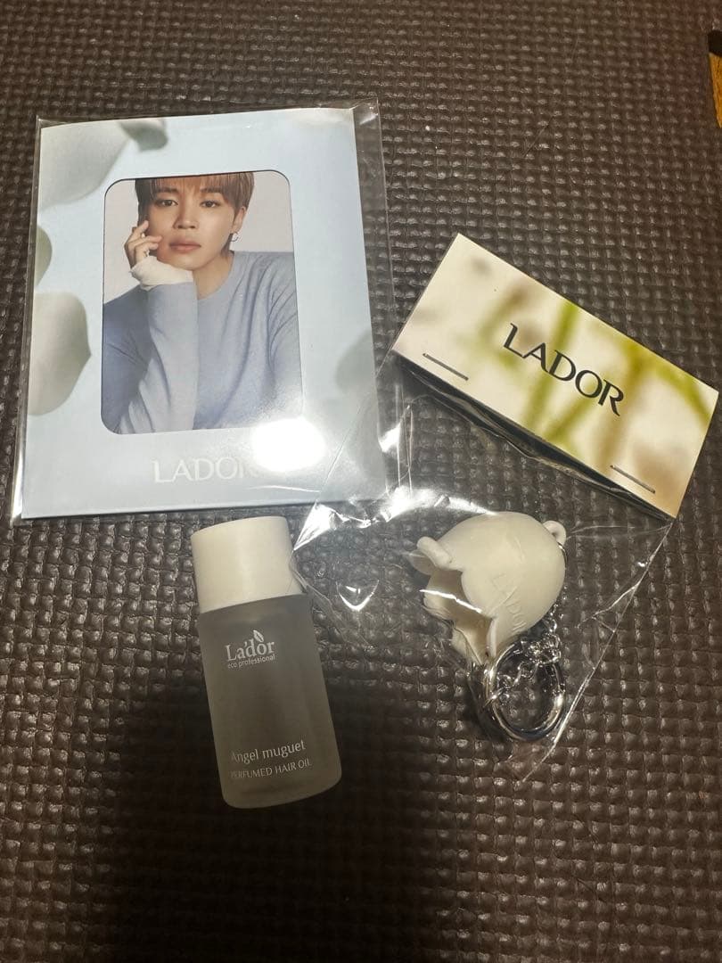 LADOR 特典 ジミン フォトブック すずらんキーホルダー ヘアオイル