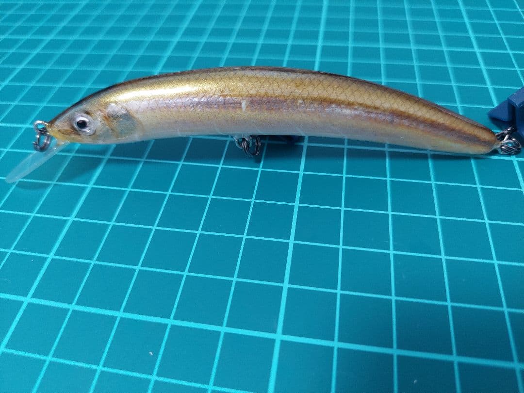 マキルアーハンドメイドルアー 公魚剥製 超レア ミノータイプ サイズ10センチ