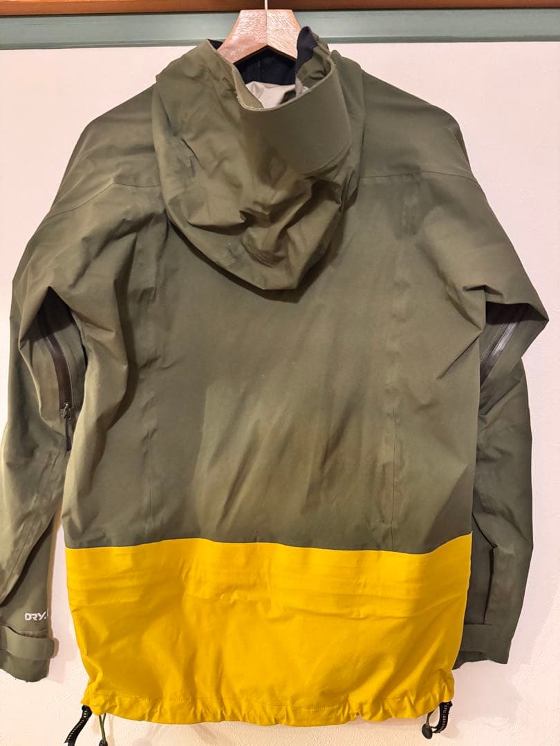 最終値下げmountain hardwearスノージャケット