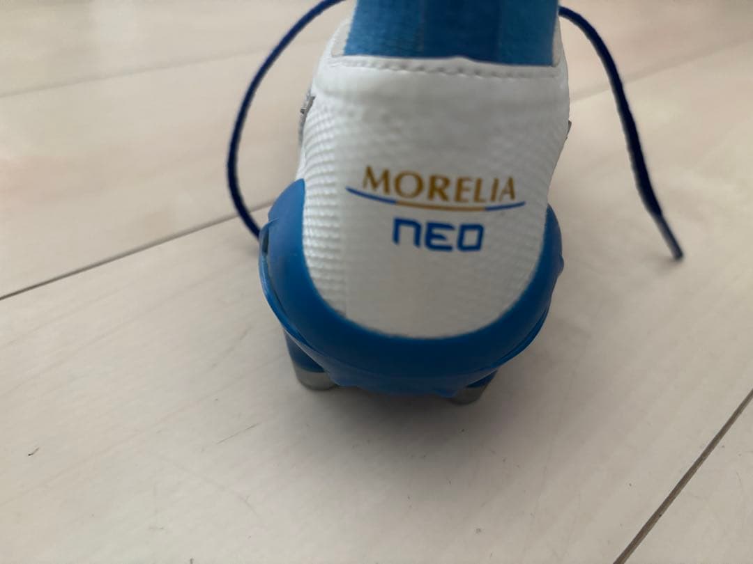 Mizuno Morelia Neo IV ベータ23.5cm