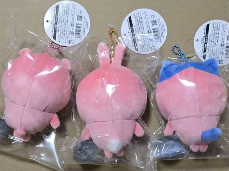 ちいかわ すっごく辛いんだッ マスコット ちいかわ ハチワレ うさぎ ぬいぐるみ