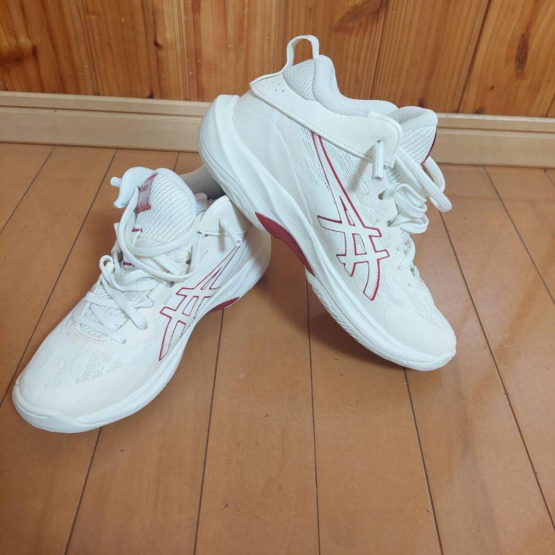ASICS GELHOOP V17 23.5cm ホワイト/レッド