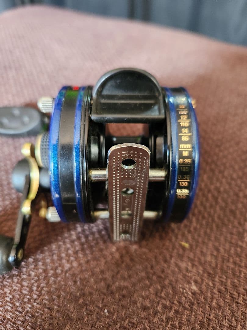 Abu Garcia 4601C ベイトリール