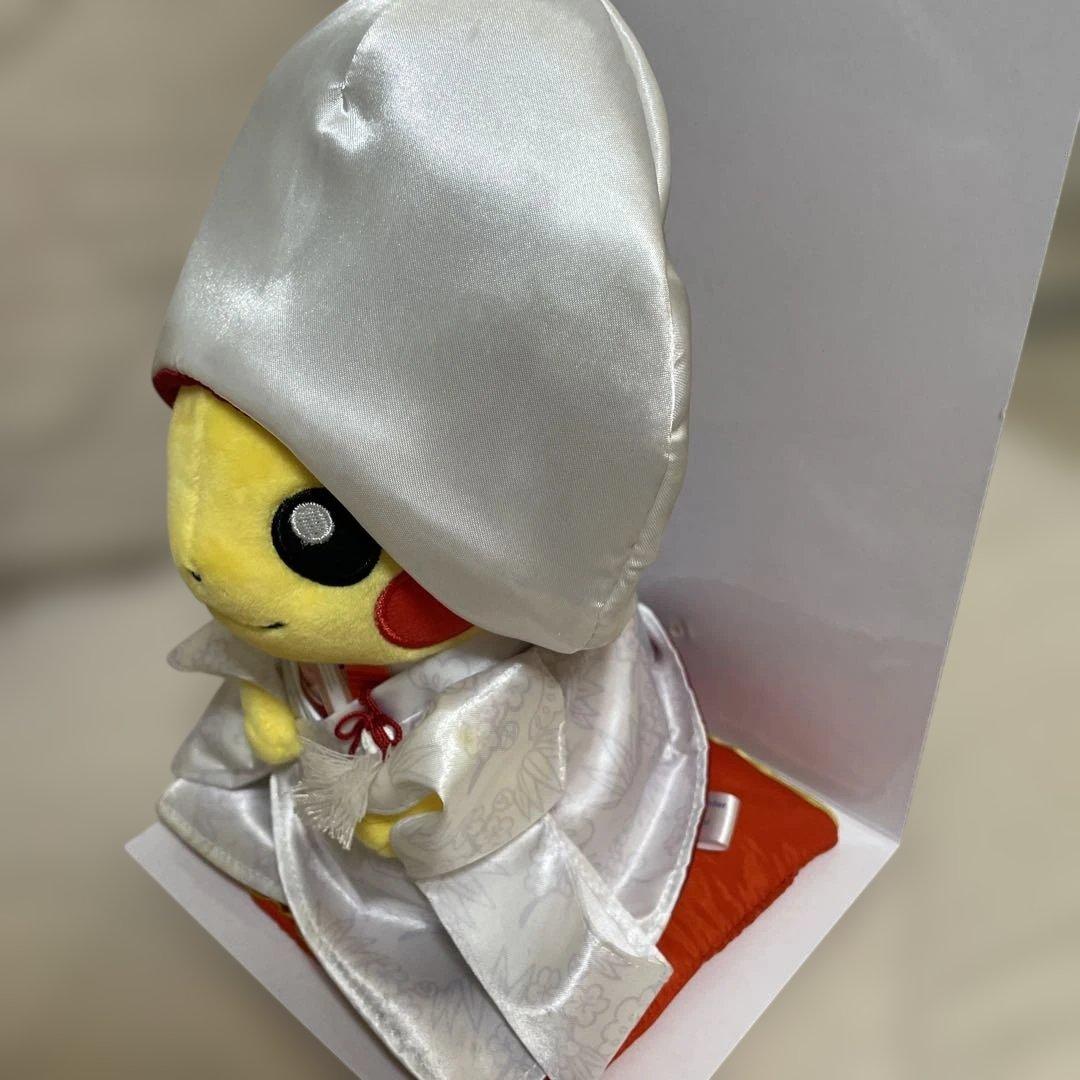 美品　夫婦　ピカチュウ ぬいぐるみ 和服セット