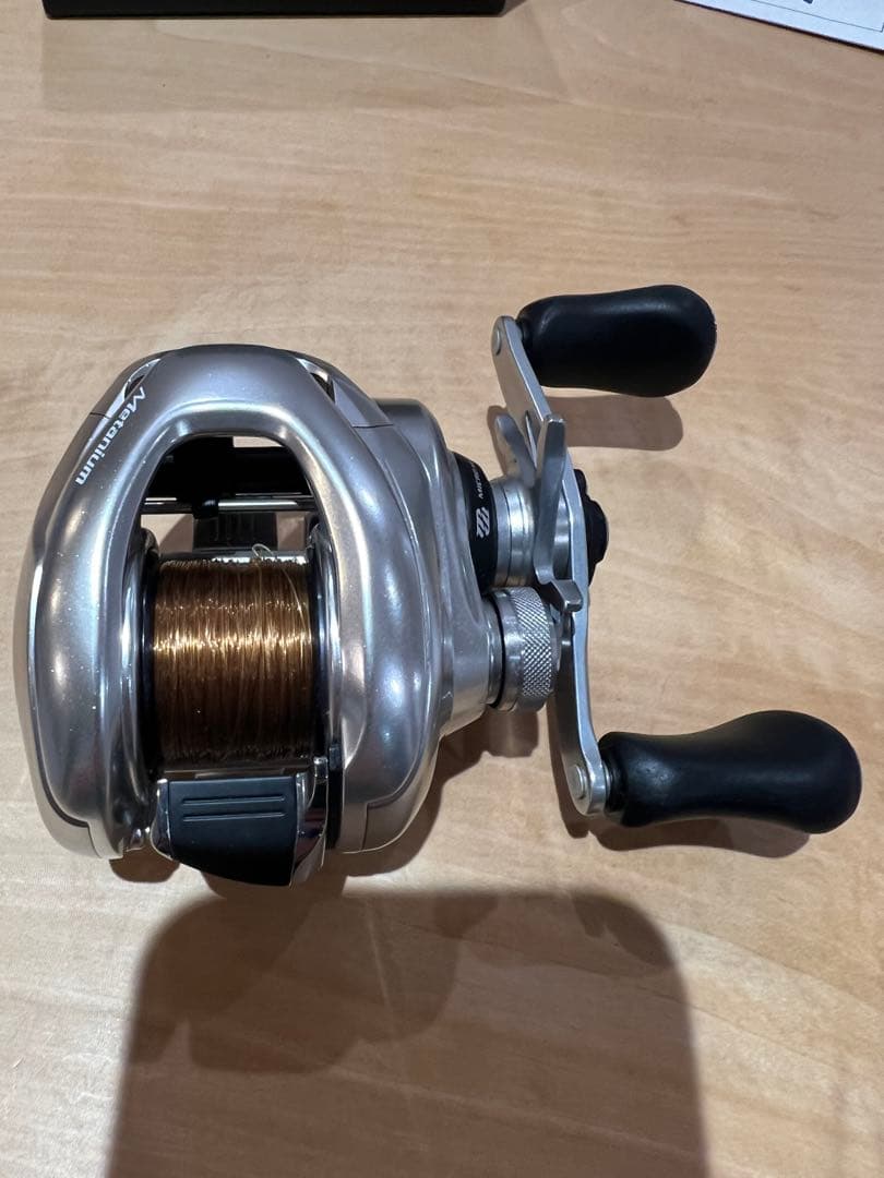 SHIMANO nium MGL ベイトリール