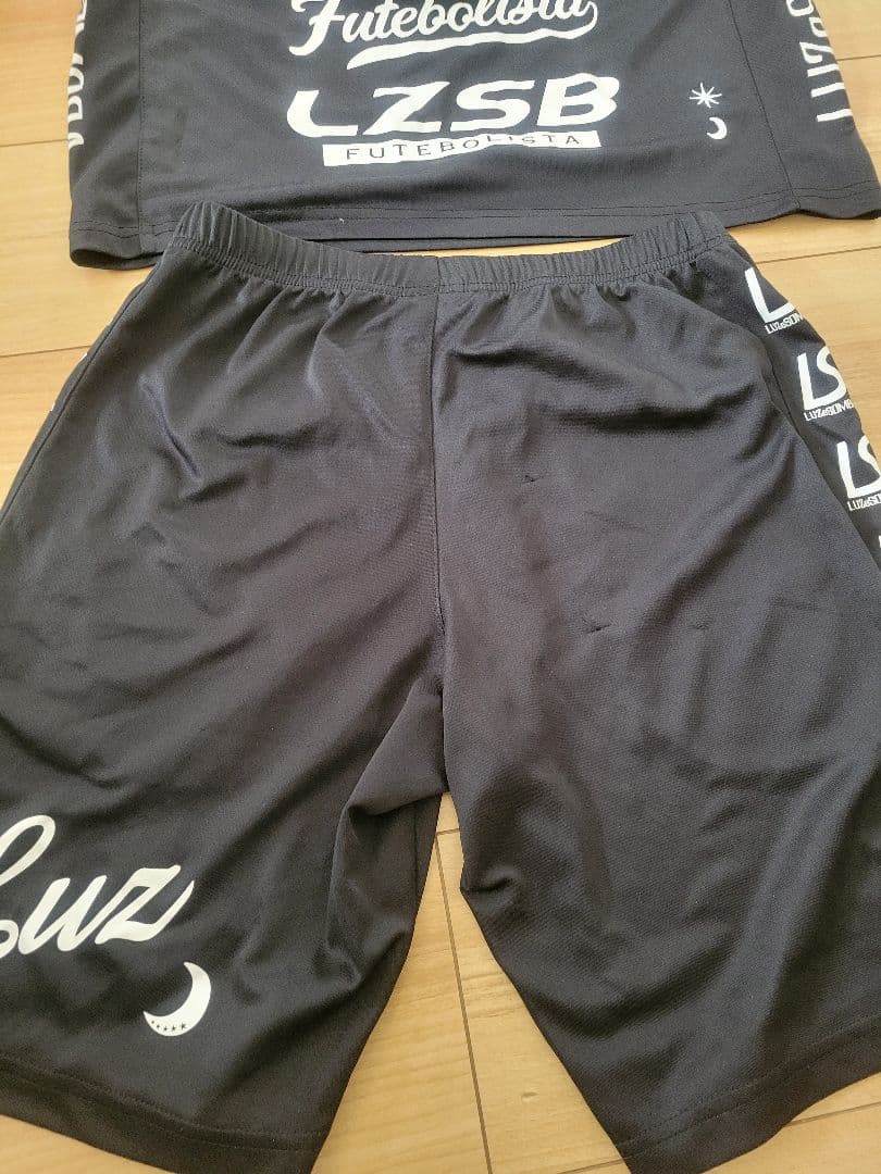サッカーウェアセット S ブラック 上下 Tシャツ ハーフパンツ 黒
