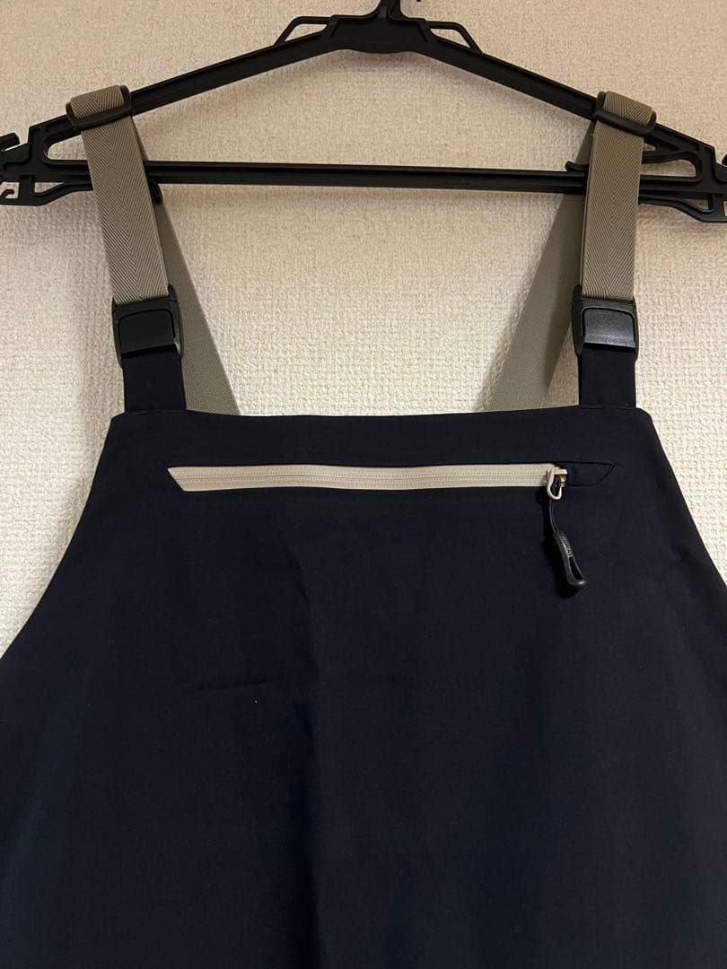 サロモン　スノボー　スキー　ウェアパンツ　ウェア　ツナギ　オーバーオール　L