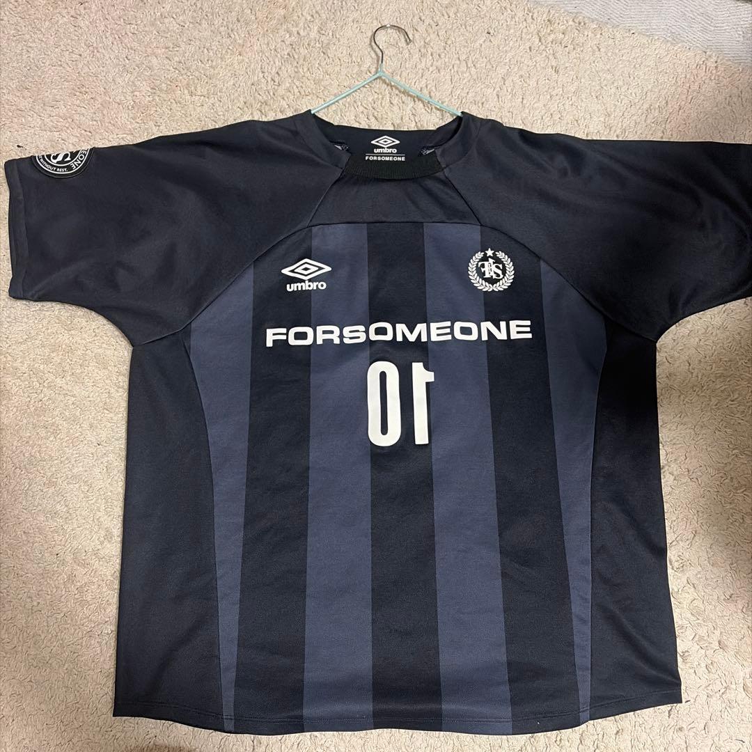 FORSOMEONEとumbroコラボサッカーt