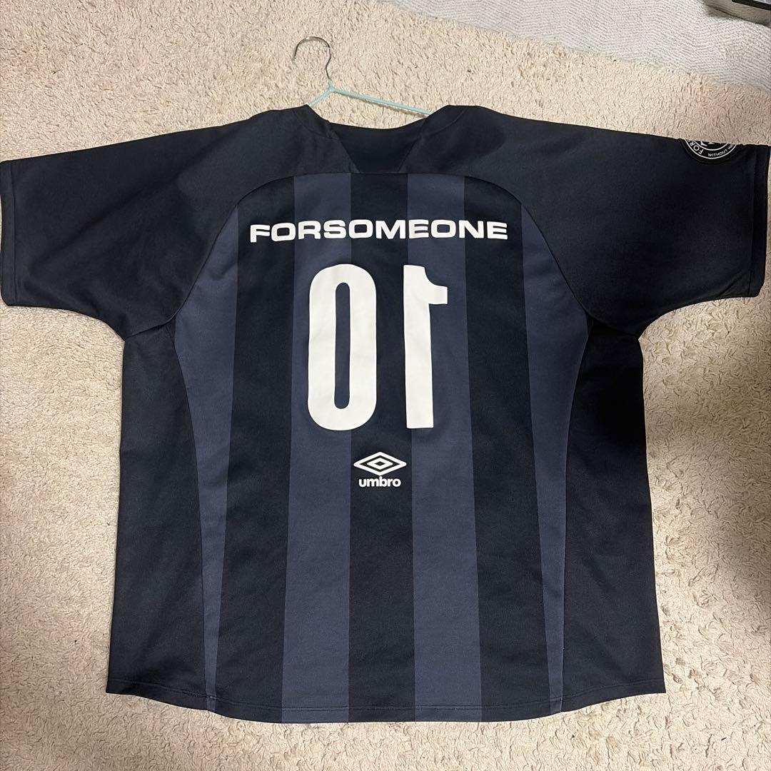 FORSOMEONEとumbroコラボサッカーt