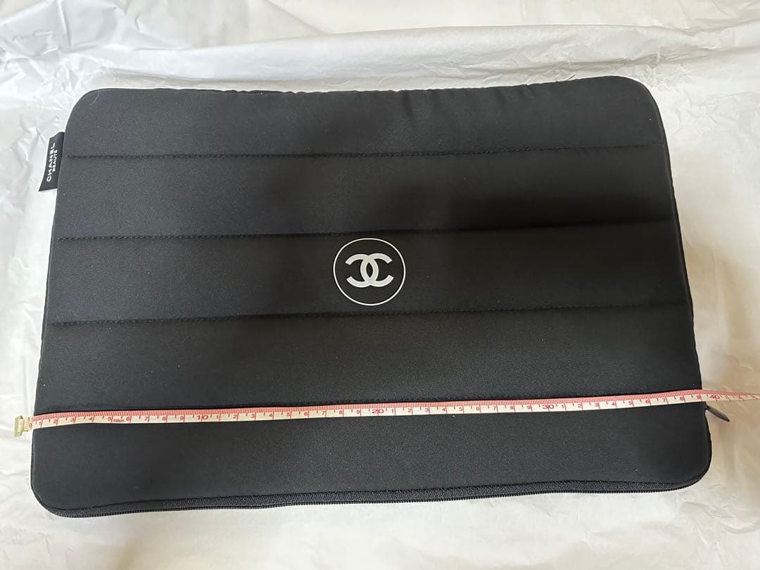 CHANEL ブラックノートPCケース　2