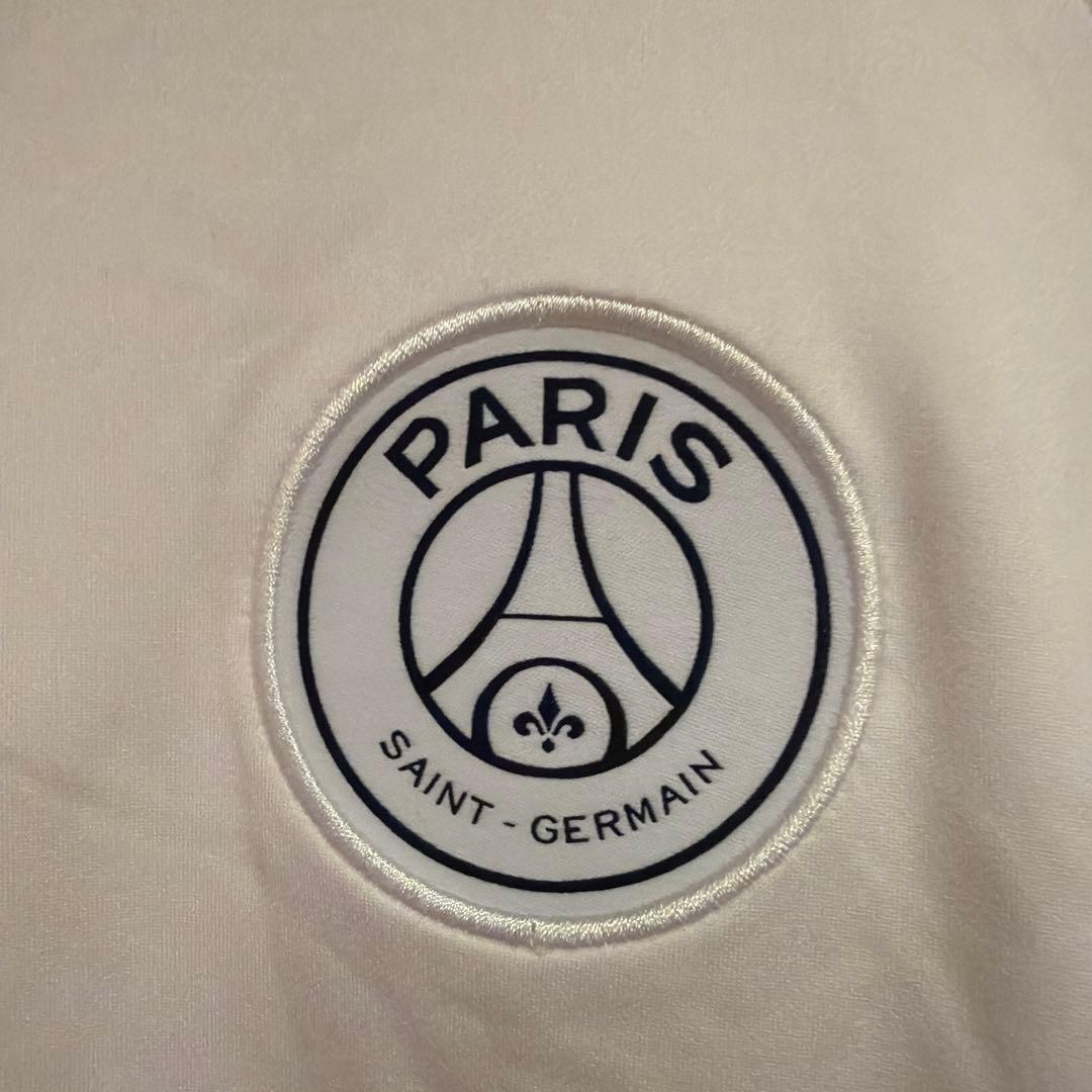 Nike Paris Saint-Germain ハーフジップウェア