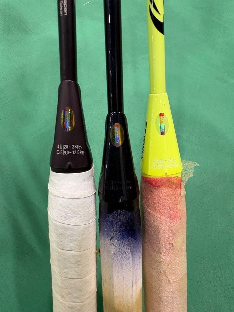 ASTROX 100/88S/77バドミントンラケット3本セット ジャンク品