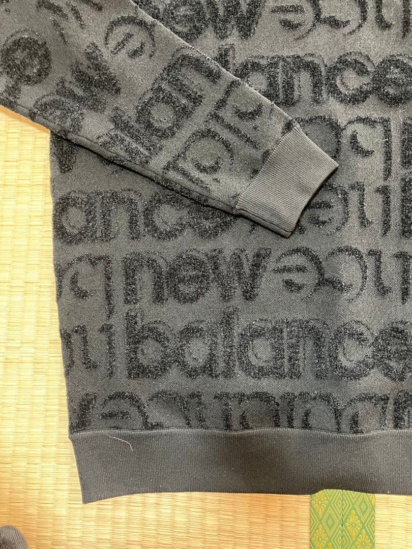 New Balance ロゴニット