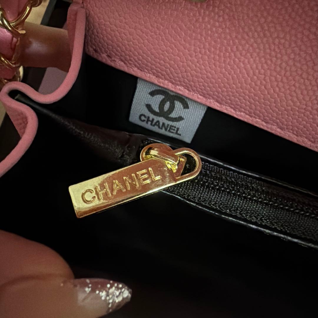 美品♡ノベルティーCHANEL ピンク レザー ショルダーバッグ