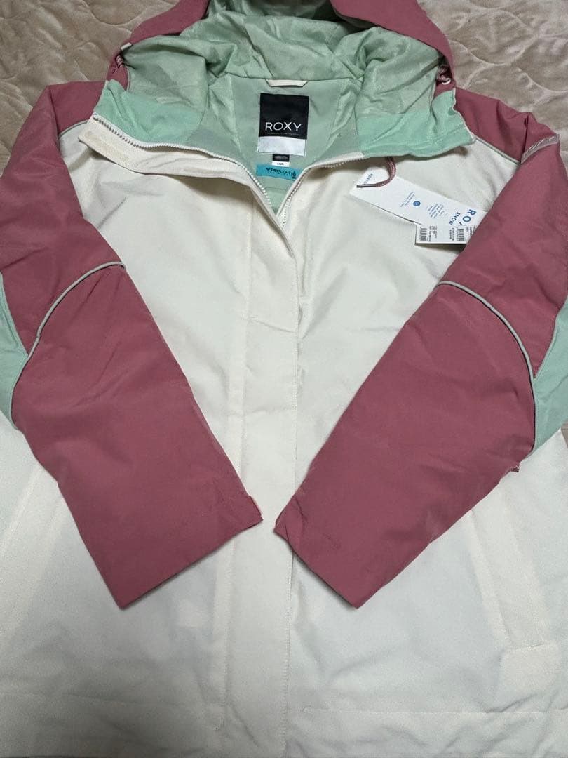 ✨新品未使用タグ付き✨ROXYロキシースノーボードウェア ピンク×オフホワイトＬ