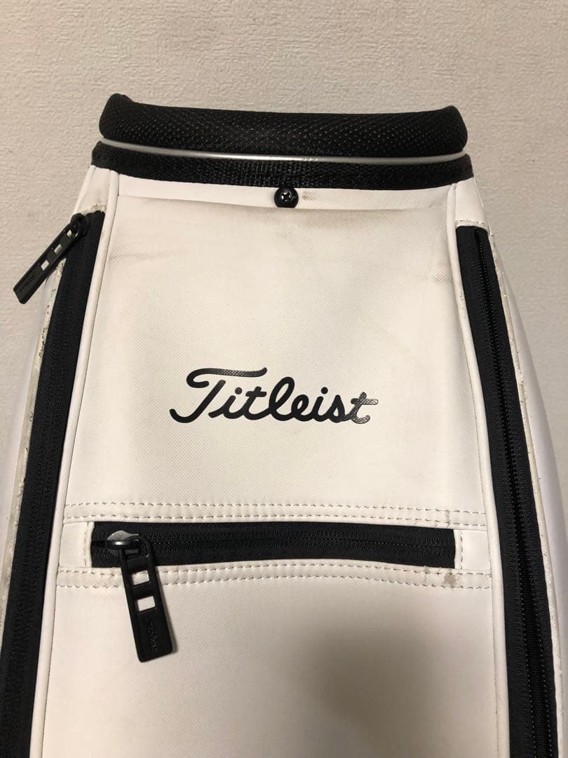 【送料込み】大人気完売品　タイトリスト シンプルアスリートモデル　ゴルフバッグ