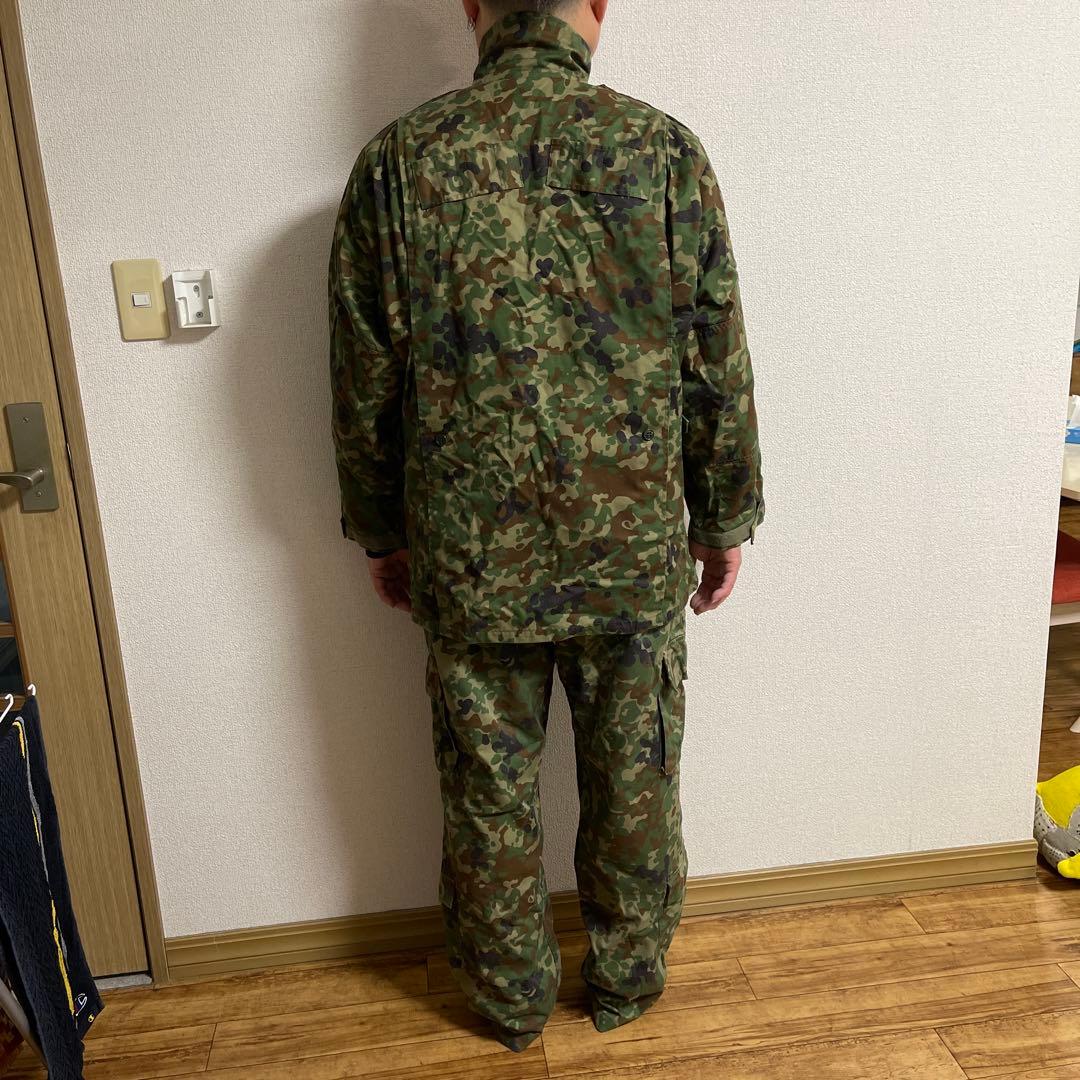迷彩服セット ジャケットとパンツ