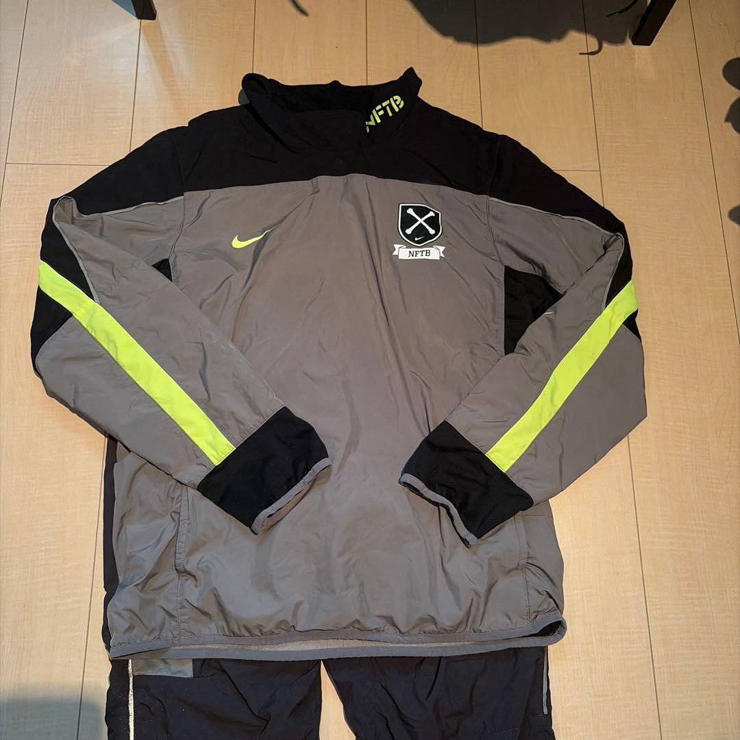 Nike ピステ・ウィンドブレーカー NFTB