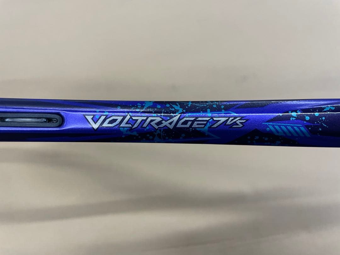 ヨネックスVOLTRAGE 7vsテニスラケット 軟式用