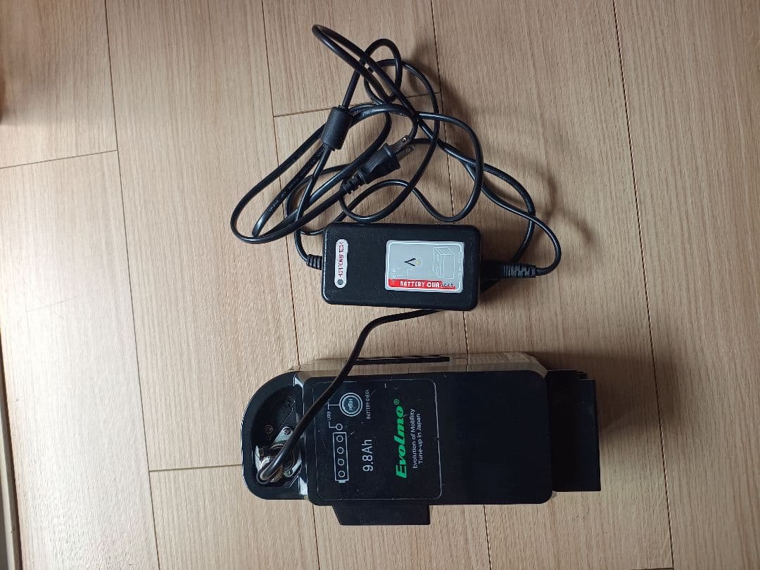 カワサキ　ノスリス　noslisu 電動アシスト三輪車+OGK チャイルドシート