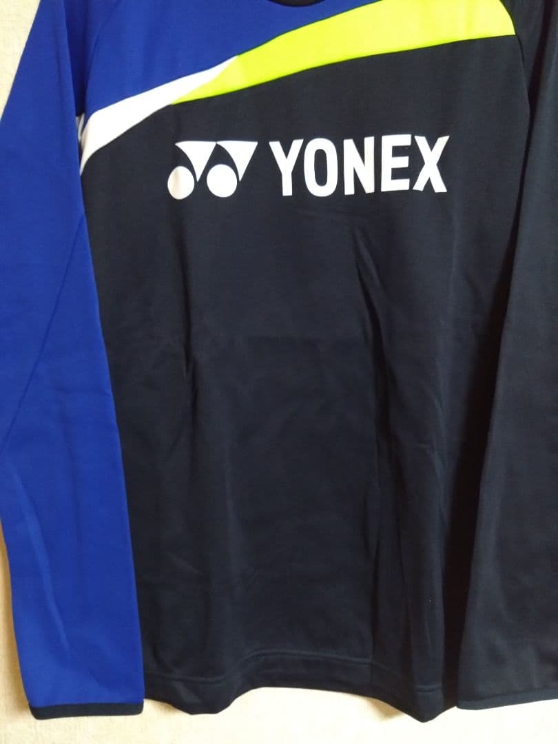YONEXヨネックス 新品未使用 グリーンライン入りユニライトトレーナー