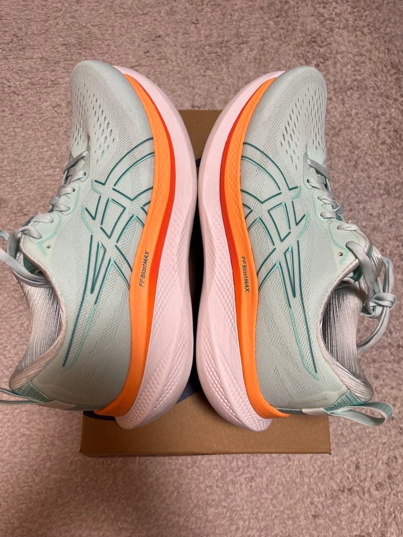 ASICS ランニングシューズ グライドライド マックス　27.0 cm