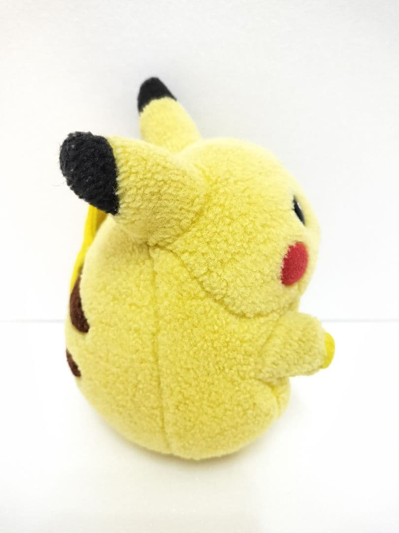 ピカチュウ TOMY 初期 ぬいぐるみ