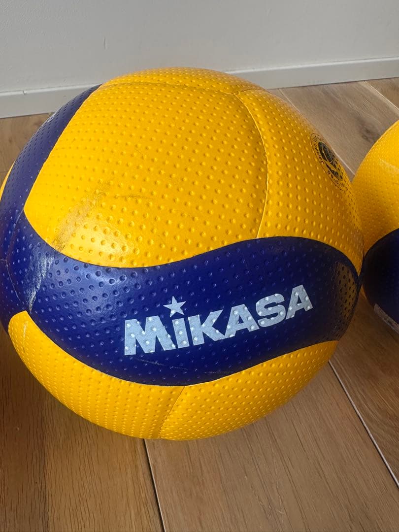 MIKASA V400W バレーボール4号（中学生用）3個セット【練習用に】