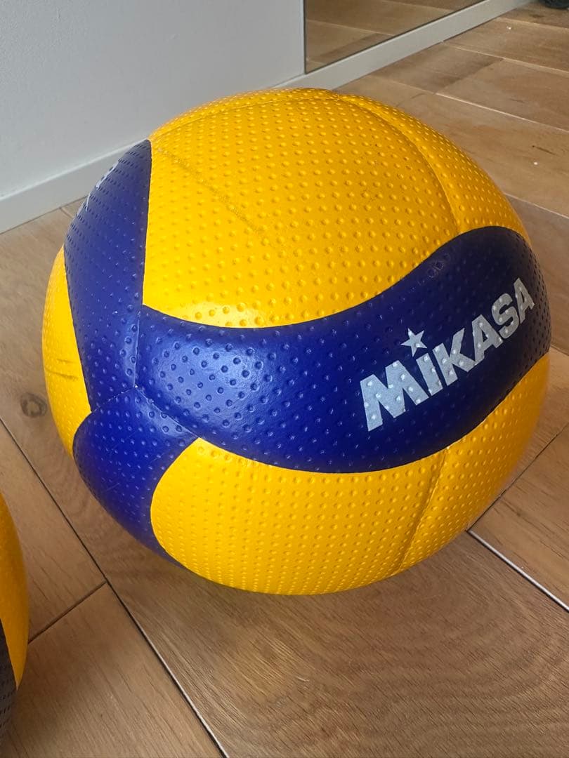 MIKASA V400W バレーボール4号（中学生用）3個セット【練習用に】