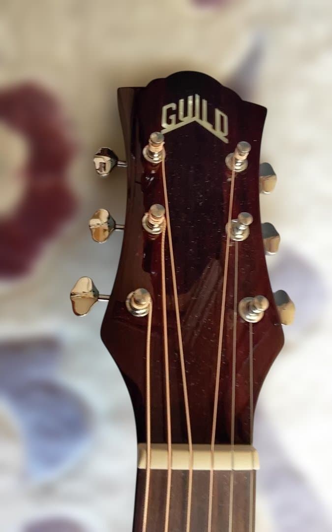 【さらに値引き‼️美品❗】GUILD F-130SB　オール単板　新品ギグケース