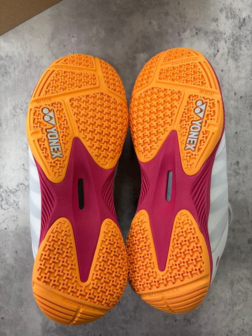 YONEX パワークッション コンフォート Z ワイド ミッド　27.0cm