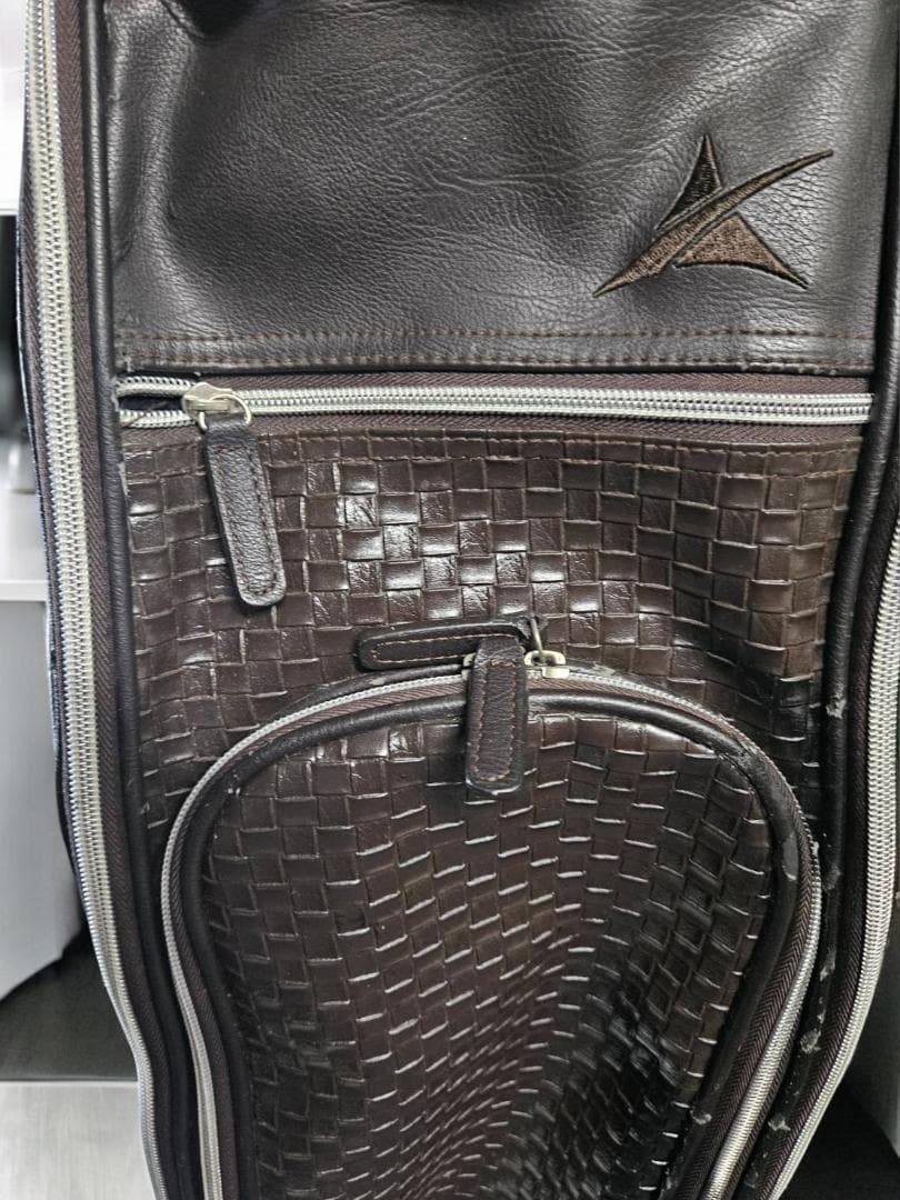 送料無料/美品　AXEL ゴルフバッグ・キャディバッグ D/BROWN