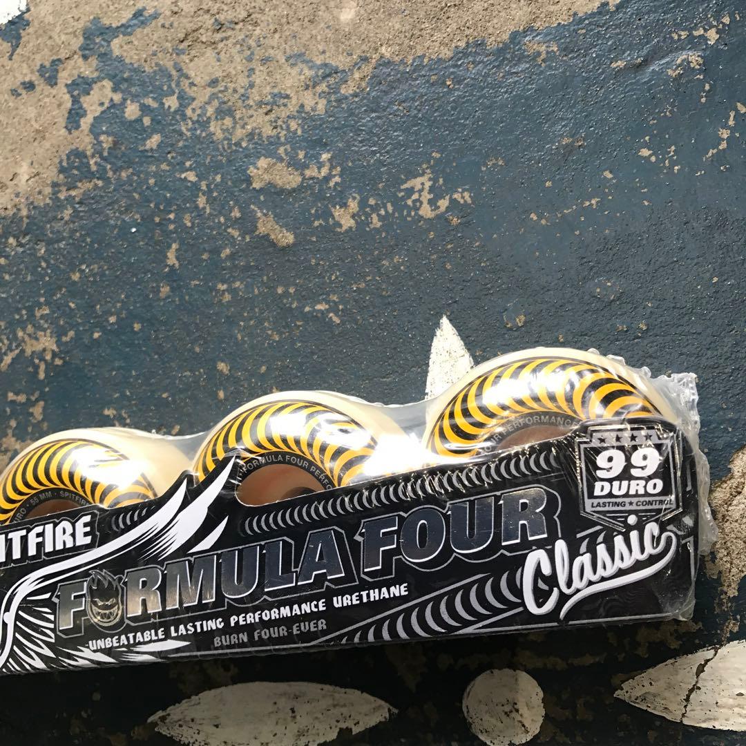 Spitfire フォーマル4 クラシック55mm99a 定価¥9,350