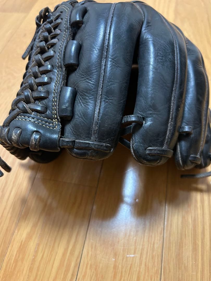 硬式内野手用グローブ
