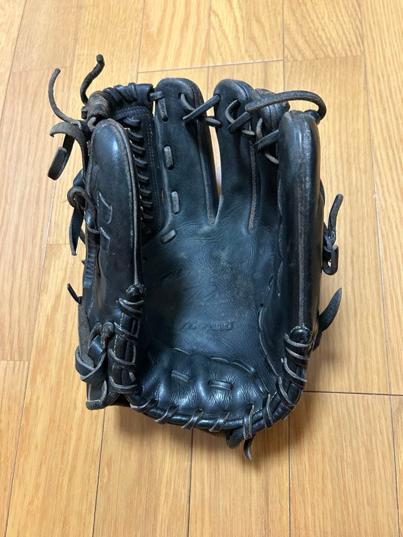 硬式内野手用グローブ