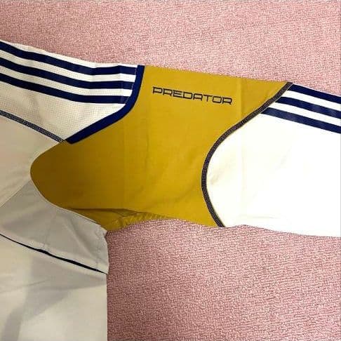 【新品タグ付】adidas プラクティスシャツ 長袖 PREDATOR サッカー