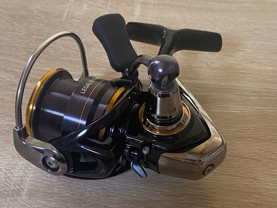 ダイワ　レガリス CS LT 2500 【中古】