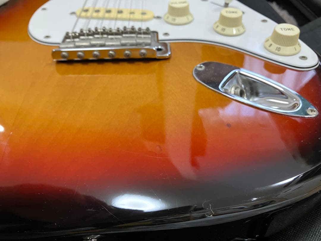 【美品】Fender Japan Standard Stratocaster