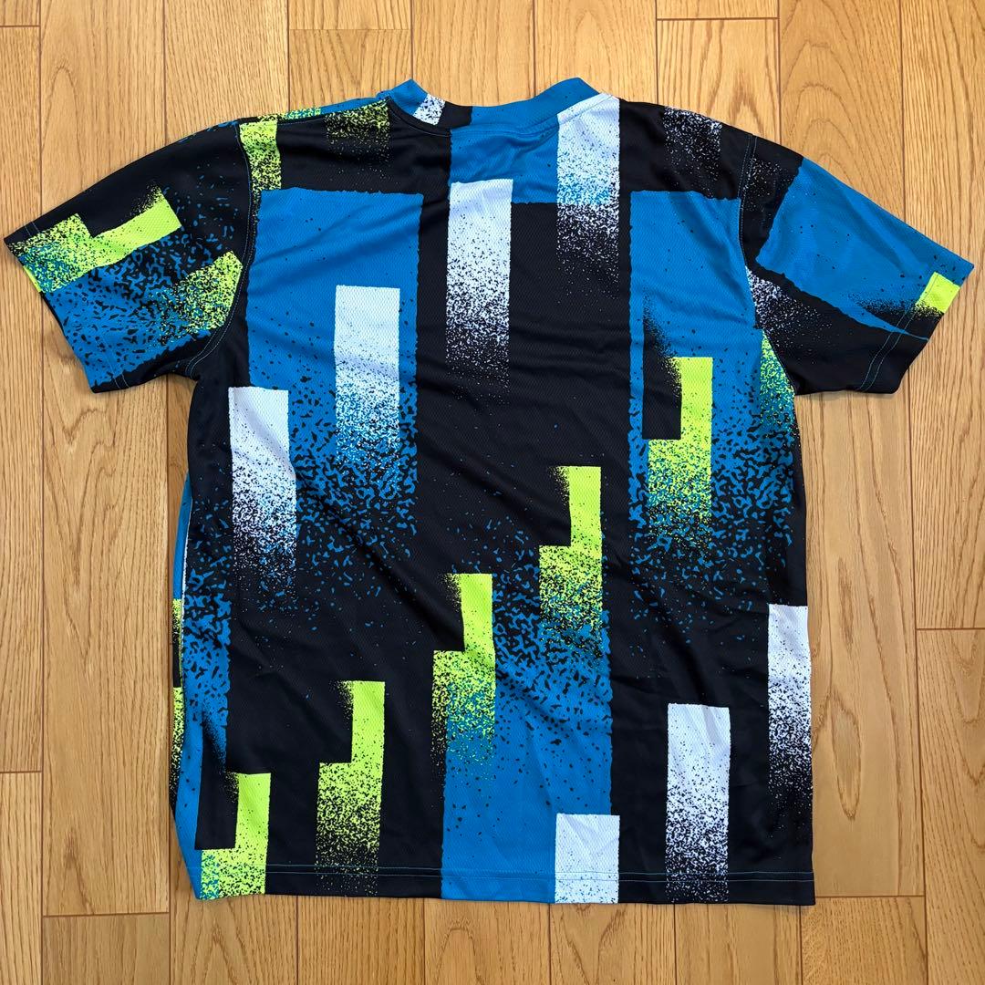【海外限定】Nike court DRI-FIT グラフィックTシャツ M
