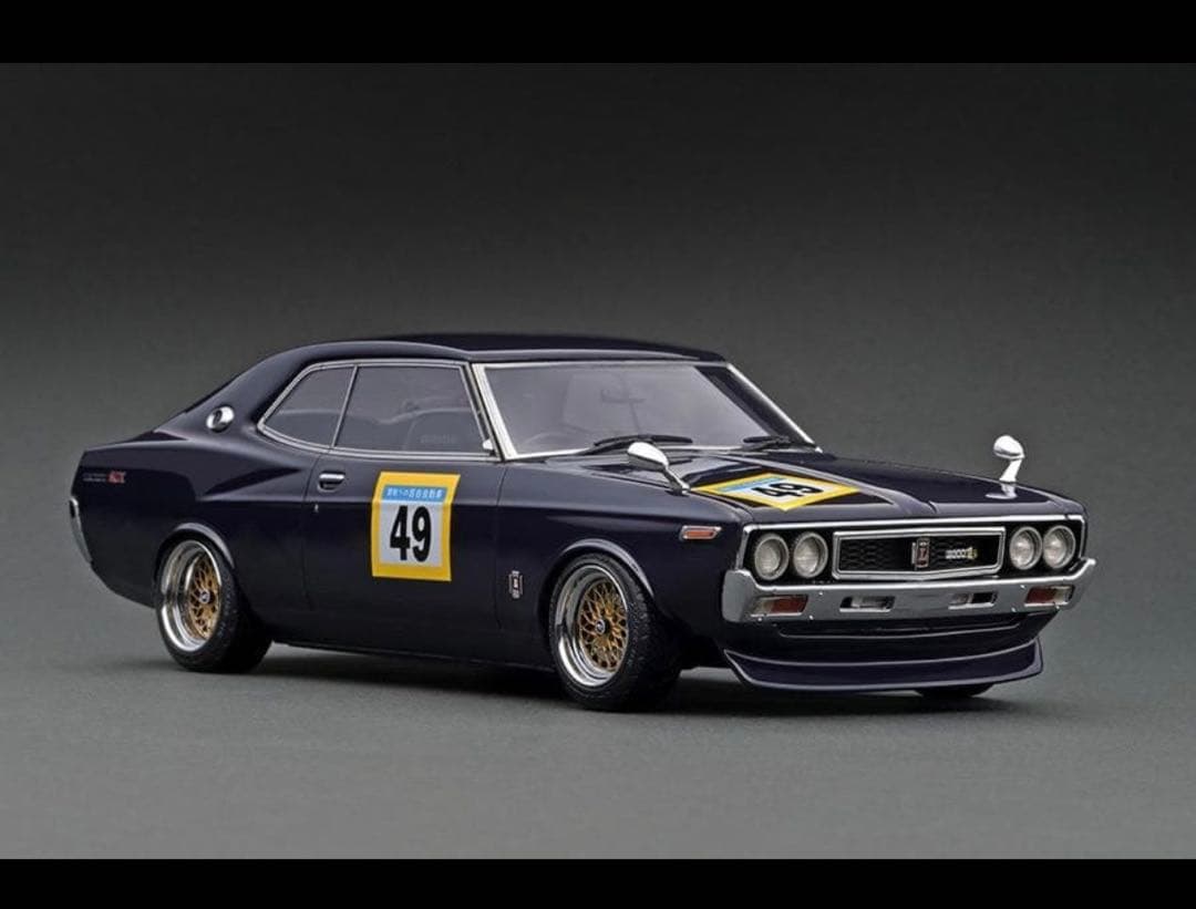 自動車 1/18 Nissan Laurel 2000SGXPurple