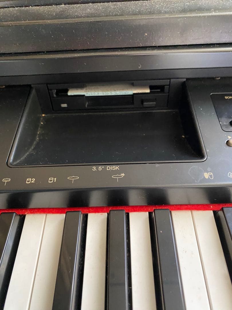 YAMAHA Clavinova CVP-55黒の電子ピアノ　イス付きです^_^