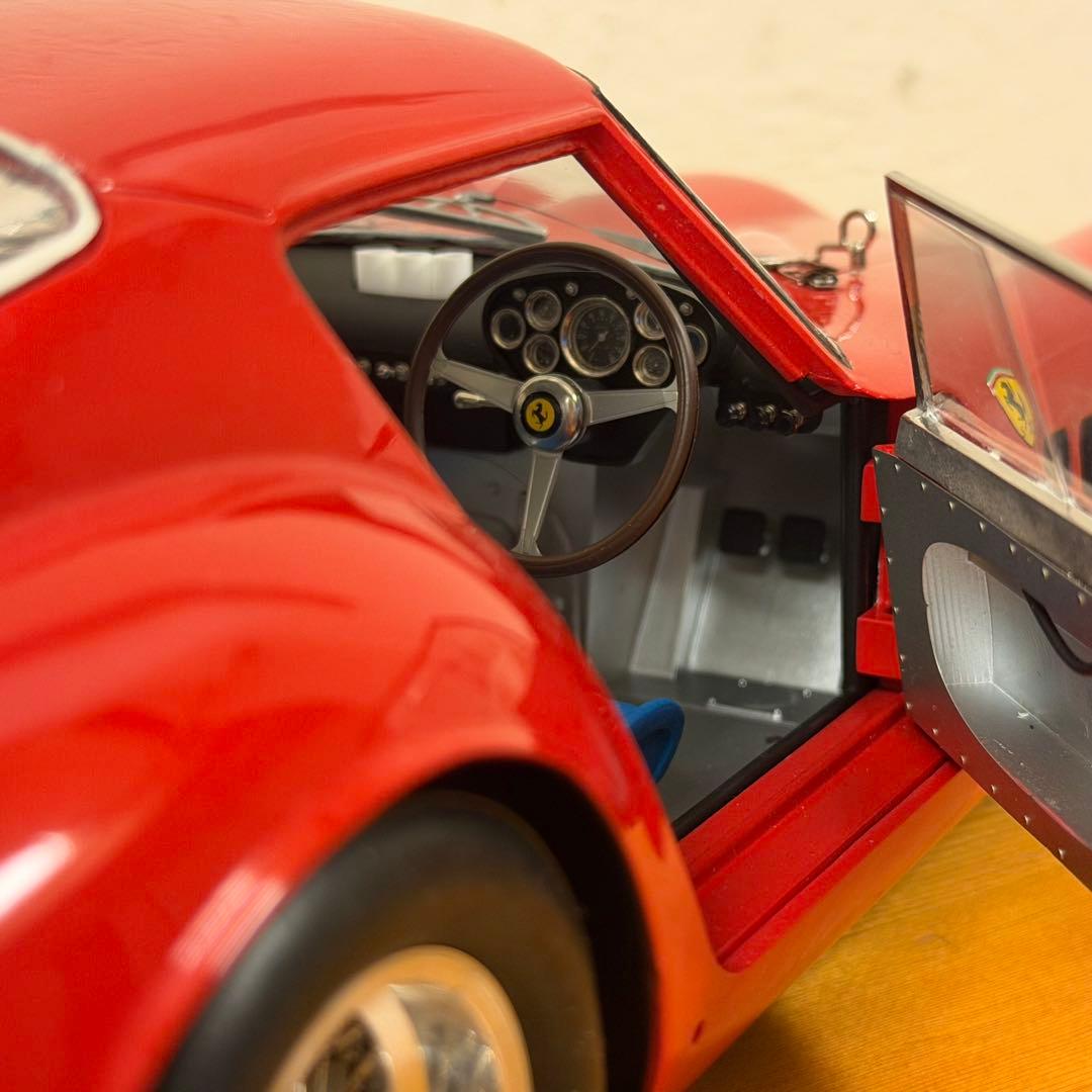 MFH Ferrari フェラーリ250 GTO 1/12 赤