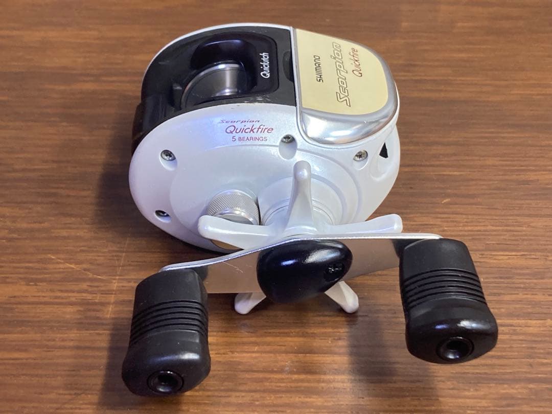 リール SHIMANO Scorpion Quickfire