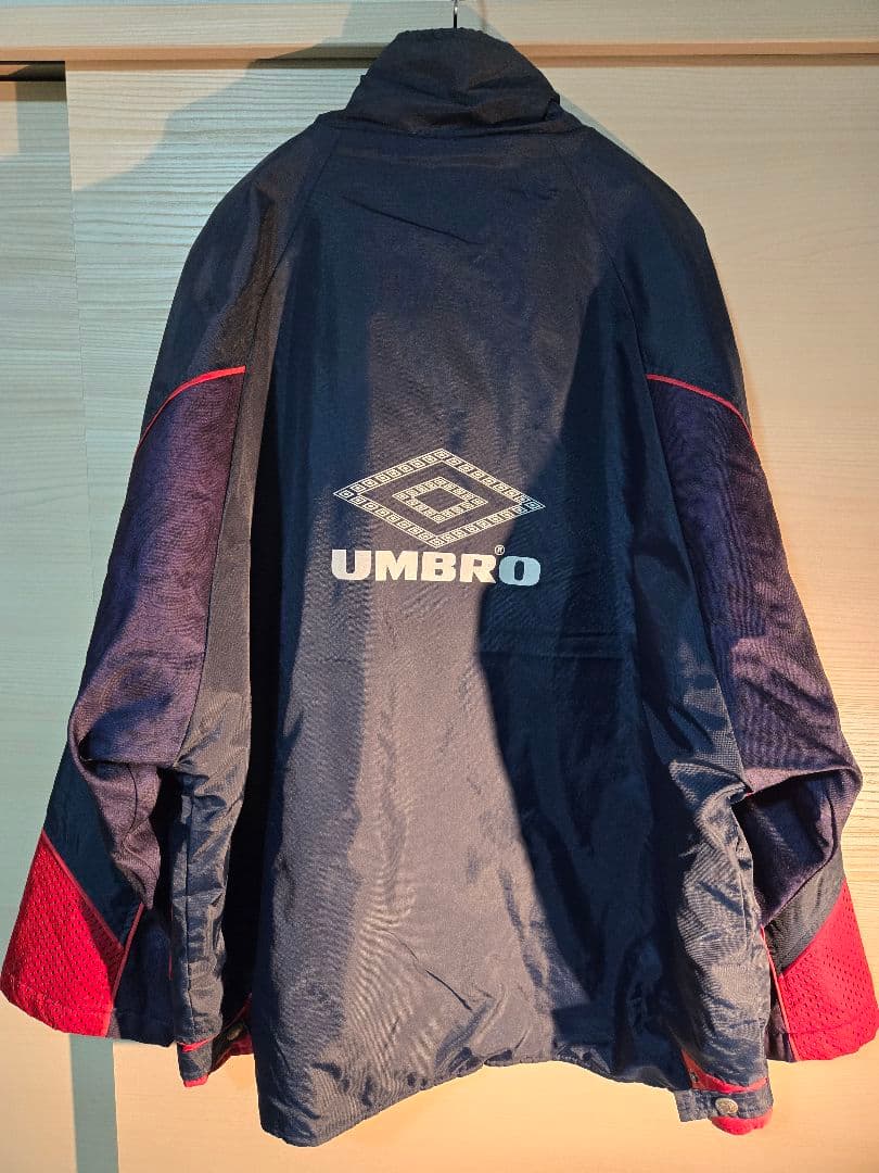 【希少】90s UMBRO × アヤックス 黄金期 公式ジャケット 中綿