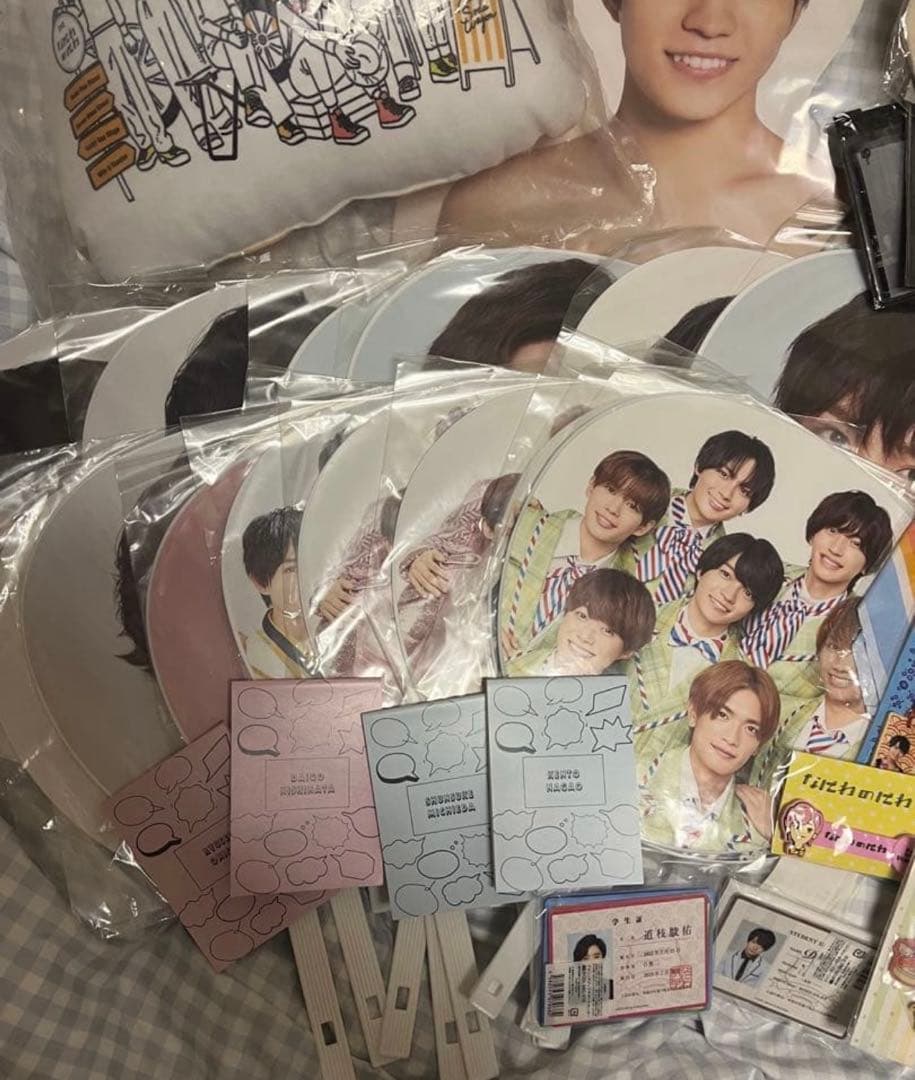 なにわ男子　グッズまとめ売り