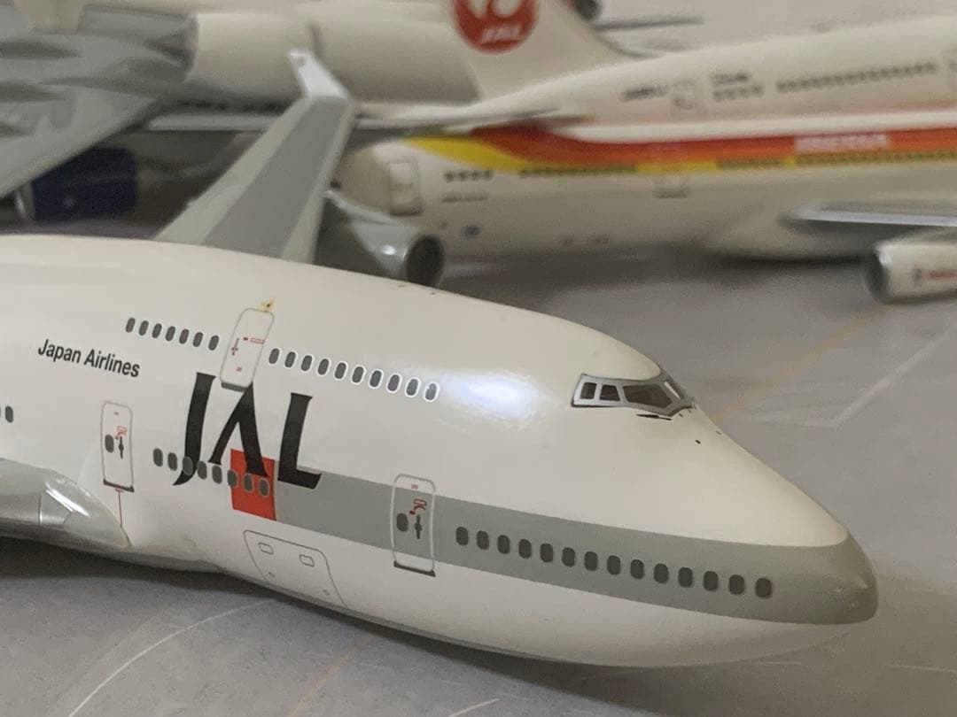 昭和ろく‼️ホーガン１／２００ＪＡＬ／Ｂ７４７-４００２代目鶴丸塗装機