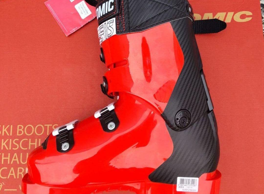 新品タグ付き 未使用保管品 Atomic Red Ster 130