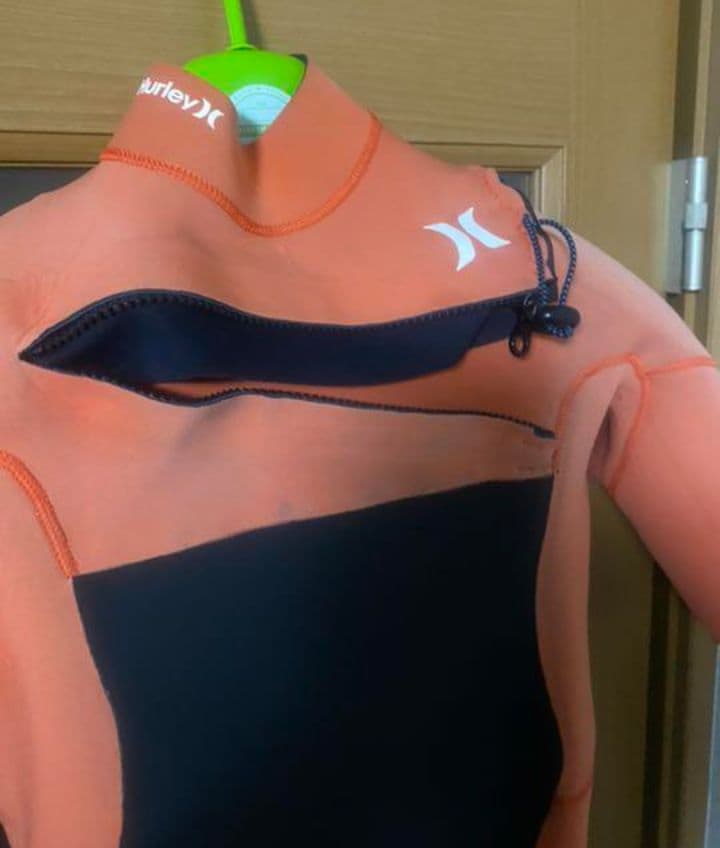 ザ*ル様 Hurley 半袖ウェットスーツ