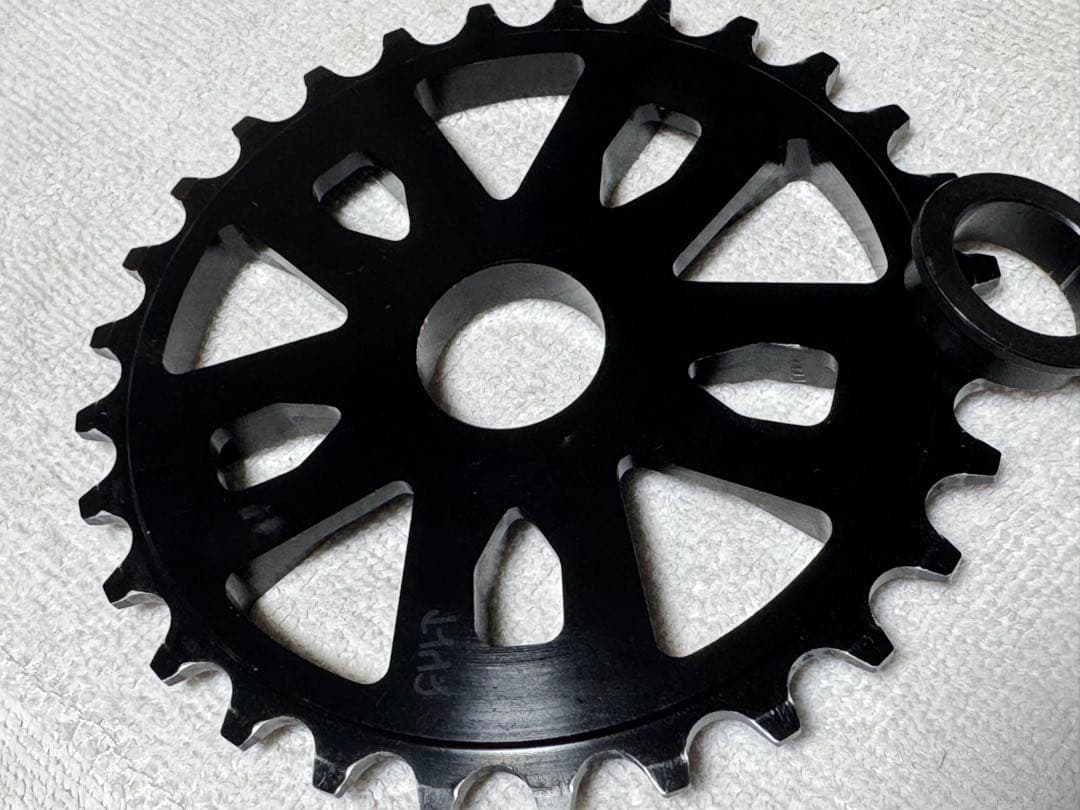 BMX スプロケットCULTカルト MEMBER V2 SPROCKET 28T
